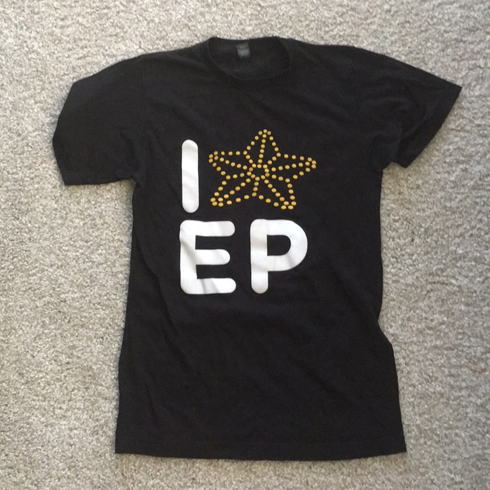 🚫SOLD🚫I ❤️ El Paso T-Shirt
